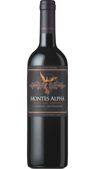 Bottle of Montes Alpha Special Cuvee Cabernet Sauvignon 2020 wine 750 ml